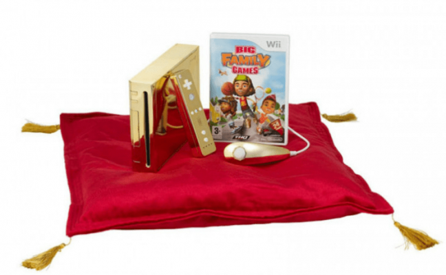 24K-Gold Plated Nintendo Wii Made For The Queen Now Up For Grabs
