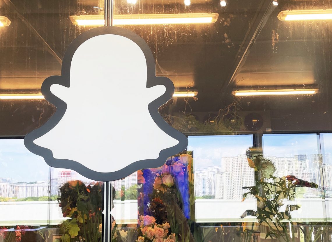 Snapchat Shows Off AR Offerings In Singapore, Including Its Shopping Lenses And AR Glasses (That’s Only Available To A Select Few!)